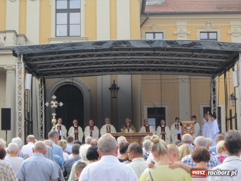 Zdjęcie w galerii na portalu naszraciborz.pl: Rudy. Wniebowzięta - taka Maryja jest nam bliska  wiadomości z regionu