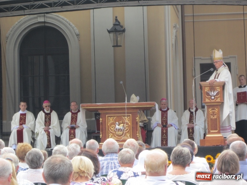 Zdjęcie w galerii na portalu naszraciborz.pl: Rudy. Wniebowzięta - taka Maryja jest nam bliska  wiadomości z regionu