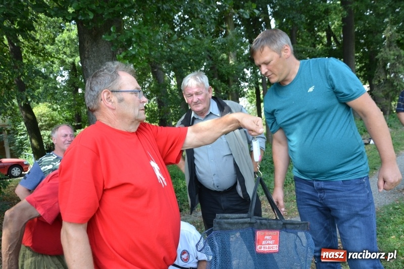 Zdjęcie w galerii na portalu naszraciborz.pl: Tworków. Drużynowe Zawody Wędkarskie z okazji 35-lecia koła wędkarskiego  wiadomości z regionu