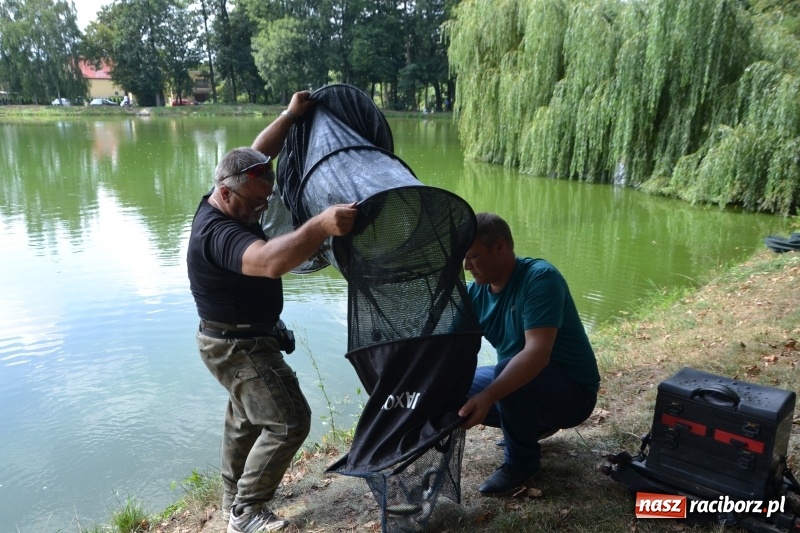 Zdjęcie w galerii na portalu naszraciborz.pl: Tworków. Drużynowe Zawody Wędkarskie z okazji 35-lecia koła wędkarskiego  wiadomości z regionu