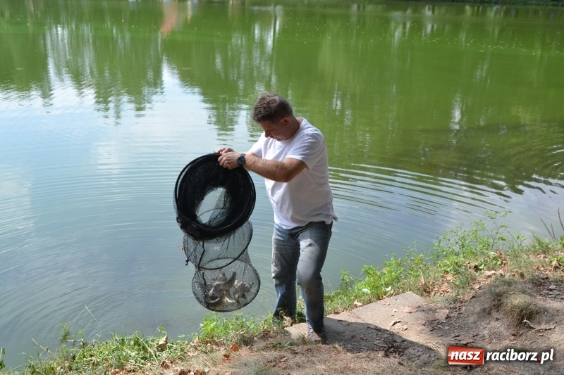 Zdjęcie w galerii na portalu naszraciborz.pl: Tworków. Drużynowe Zawody Wędkarskie z okazji 35-lecia koła wędkarskiego  wiadomości z regionu