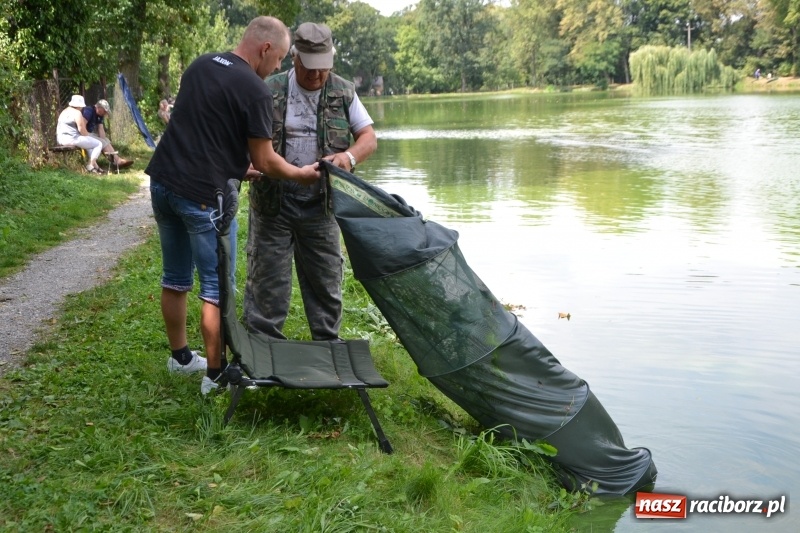 Zdjęcie w galerii na portalu naszraciborz.pl: Tworków. Drużynowe Zawody Wędkarskie z okazji 35-lecia koła wędkarskiego  wiadomości z regionu