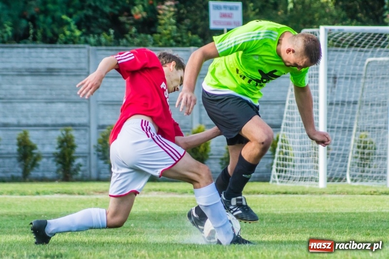 Zdjęcie w galerii na portalu naszraciborz.pl: A klasa: Męki Tworkowa z drużyną Pszowa wiadomości z regionu