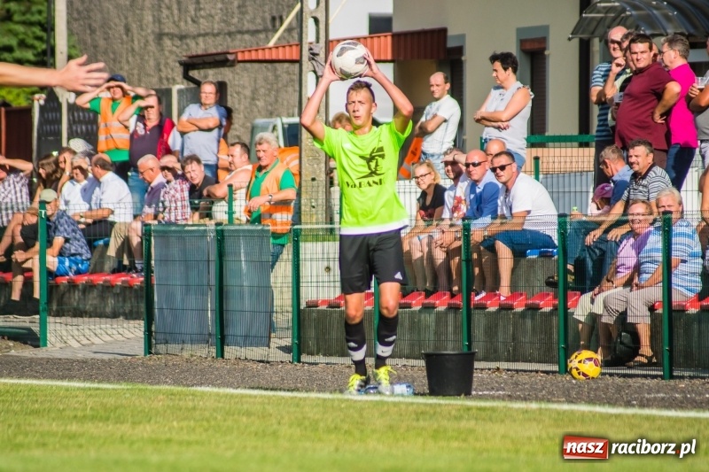 Zdjęcie w galerii na portalu naszraciborz.pl: A klasa: Męki Tworkowa z drużyną Pszowa wiadomości z regionu