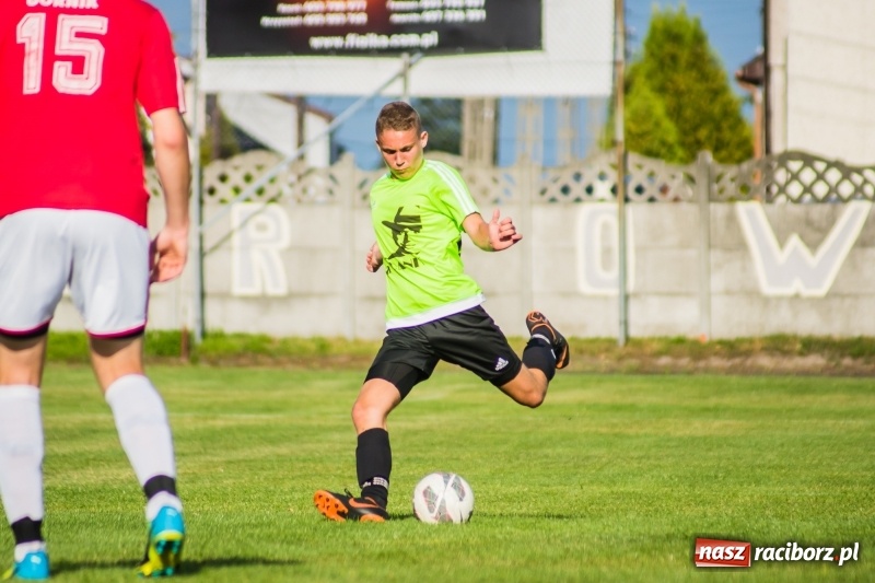 Zdjęcie w galerii na portalu naszraciborz.pl: A klasa: Męki Tworkowa z drużyną Pszowa wiadomości z regionu