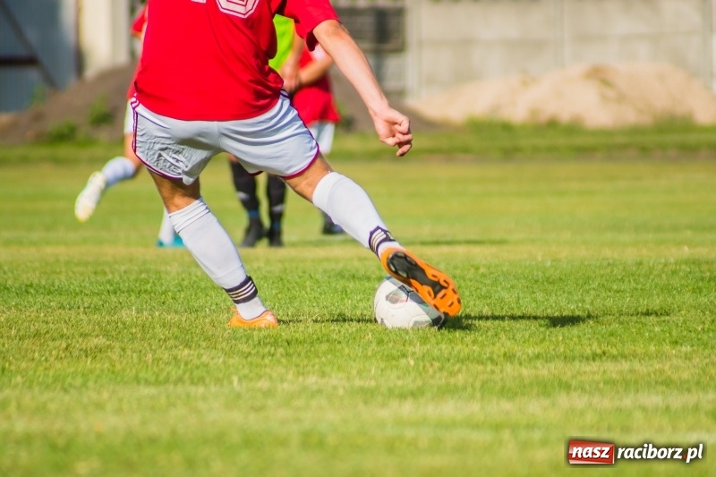 Zdjęcie w galerii na portalu naszraciborz.pl: A klasa: Męki Tworkowa z drużyną Pszowa wiadomości z regionu