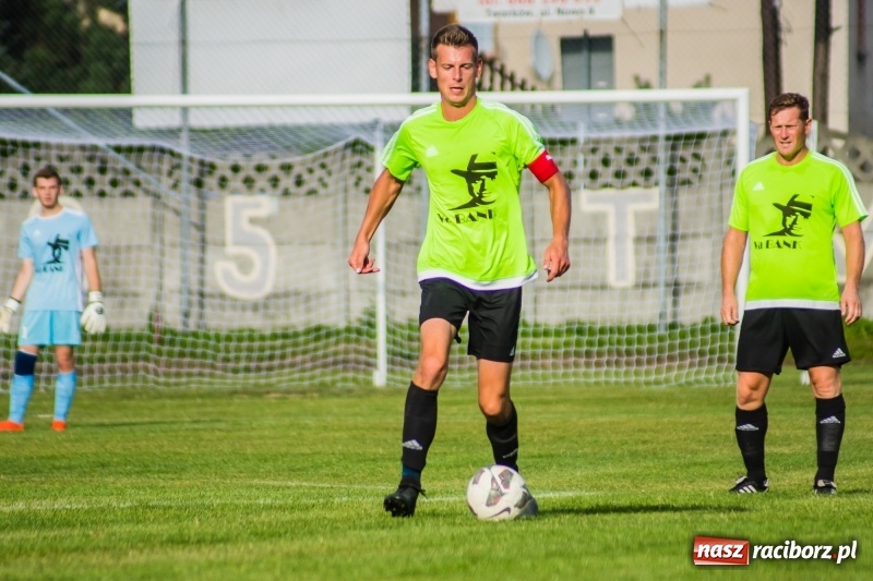 Zdjęcie w galerii na portalu naszraciborz.pl: A klasa: Męki Tworkowa z drużyną Pszowa wiadomości z regionu