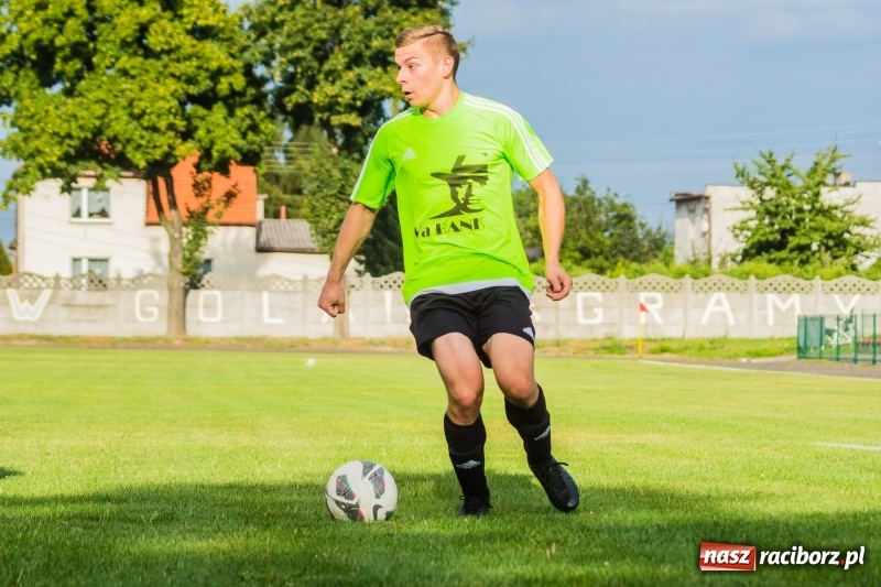 Zdjęcie w galerii na portalu naszraciborz.pl: A klasa: Męki Tworkowa z drużyną Pszowa wiadomości z regionu