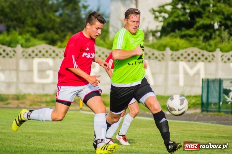 Zdjęcie w galerii na portalu naszraciborz.pl: A klasa: Męki Tworkowa z drużyną Pszowa wiadomości z regionu