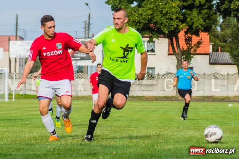 Zdjęcie w galerii na portalu naszraciborz.pl: A klasa: Męki Tworkowa z drużyną Pszowa wiadomości z regionu