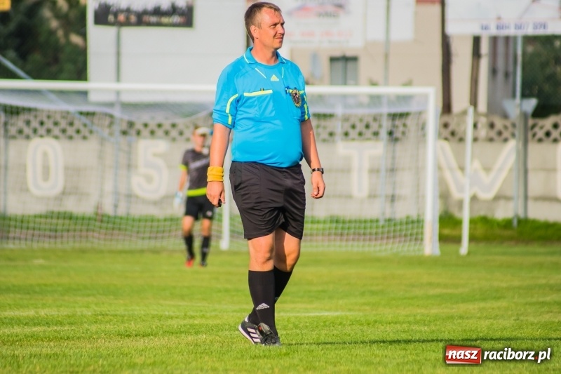 Zdjęcie w galerii na portalu naszraciborz.pl: A klasa: Męki Tworkowa z drużyną Pszowa wiadomości z regionu