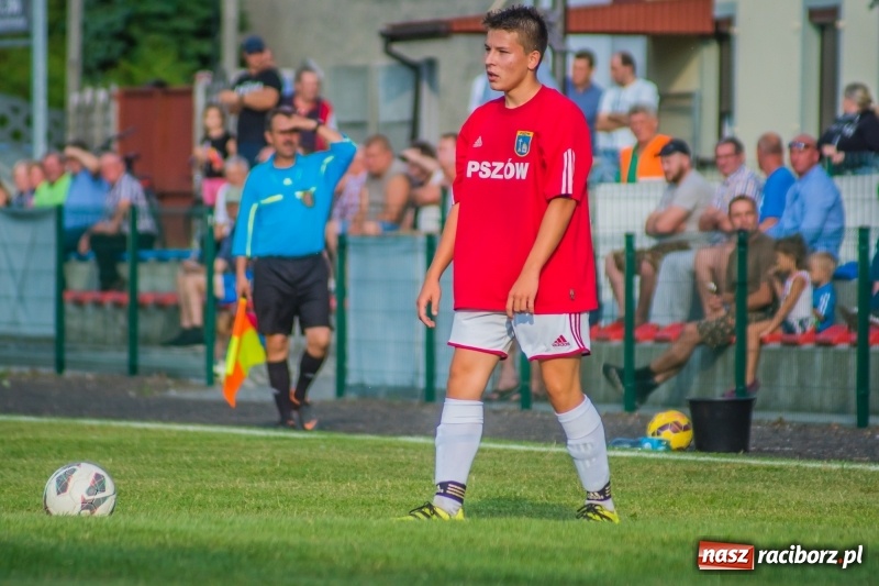 Zdjęcie w galerii na portalu naszraciborz.pl: A klasa: Męki Tworkowa z drużyną Pszowa wiadomości z regionu