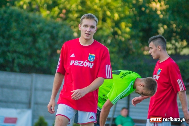 Zdjęcie w galerii na portalu naszraciborz.pl: A klasa: Męki Tworkowa z drużyną Pszowa wiadomości z regionu