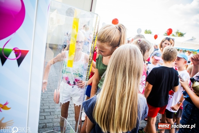 Zdjęcie w galerii na portalu naszraciborz.pl: Najpierw u prezydenta, potem w rodzinnym Raciborzu. Powitanie Justyny Święty-Ersetic  wiadomości z regionu