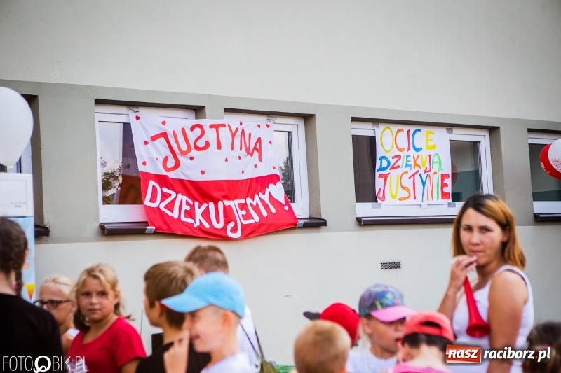 Zdjęcie w galerii na portalu naszraciborz.pl: Najpierw u prezydenta, potem w rodzinnym Raciborzu. Powitanie Justyny Święty-Ersetic  wiadomości z regionu