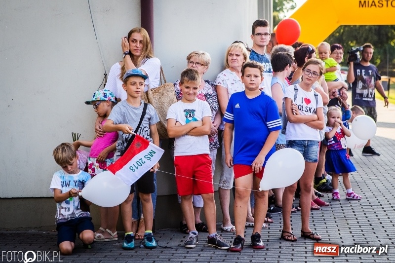 Zdjęcie w galerii na portalu naszraciborz.pl: Najpierw u prezydenta, potem w rodzinnym Raciborzu. Powitanie Justyny Święty-Ersetic  wiadomości z regionu