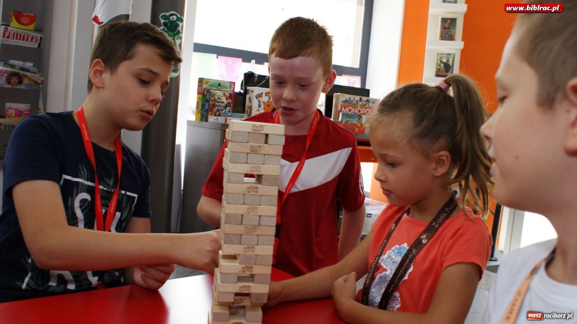Zdjęcie w galerii na portalu naszraciborz.pl: Lato w bibliotece. Planszówki nie tak znów przestarzałe wiadomości z regionu