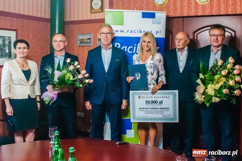 Zdjęcie w galerii na portalu naszraciborz.pl: Justyna Święty-Ersetic: Chciałabym w przyszłości złamać granicę 50 sekund wiadomości z regionu