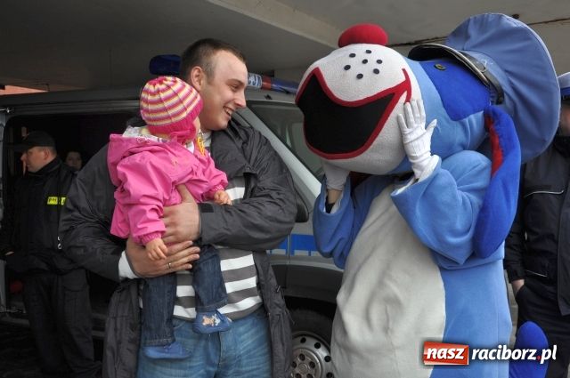 Zdjęcie w galerii na portalu naszraciborz.pl: Deszcz nie zepsuł festynu ratowniczego wiadomości z regionu