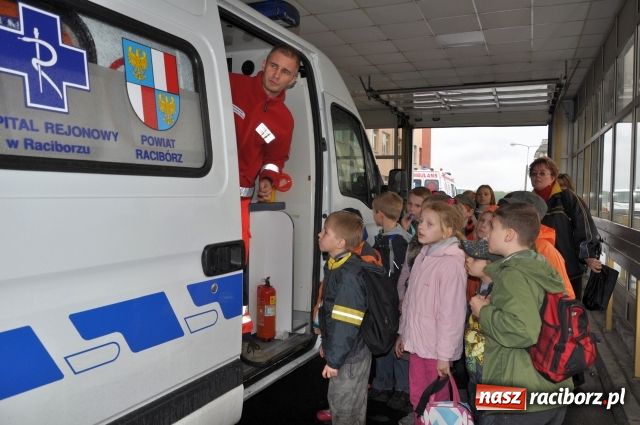 Zdjęcie w galerii na portalu naszraciborz.pl: Deszcz nie zepsuł festynu ratowniczego wiadomości z regionu