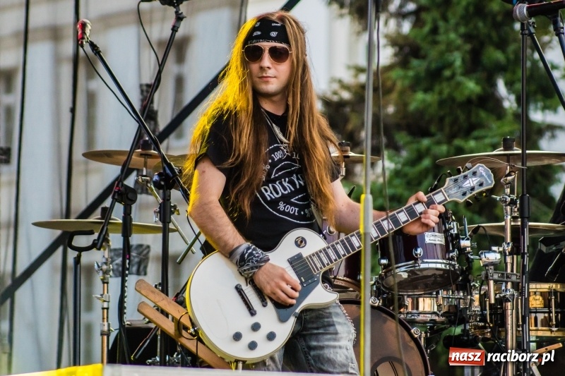 Zdjęcie w galerii na portalu naszraciborz.pl: Mocne rockowe uderzenie, czyli koncert zespołu The trAst FOTO i WIDEO wiadomości z regionu