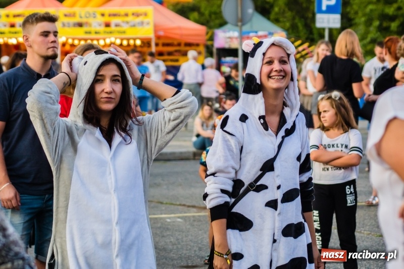 Zdjęcie w galerii na portalu naszraciborz.pl: Mocne rockowe uderzenie, czyli koncert zespołu The trAst FOTO i WIDEO wiadomości z regionu