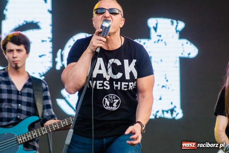 Zdjęcie w galerii na portalu naszraciborz.pl: Mocne rockowe uderzenie, czyli koncert zespołu The trAst FOTO i WIDEO wiadomości z regionu