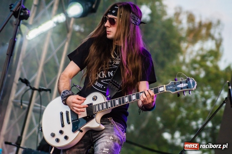 Zdjęcie w galerii na portalu naszraciborz.pl: Mocne rockowe uderzenie, czyli koncert zespołu The trAst FOTO i WIDEO wiadomości z regionu