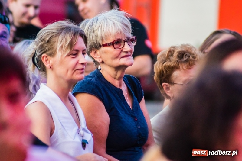 Zdjęcie w galerii na portalu naszraciborz.pl: Mocne rockowe uderzenie, czyli koncert zespołu The trAst FOTO i WIDEO wiadomości z regionu