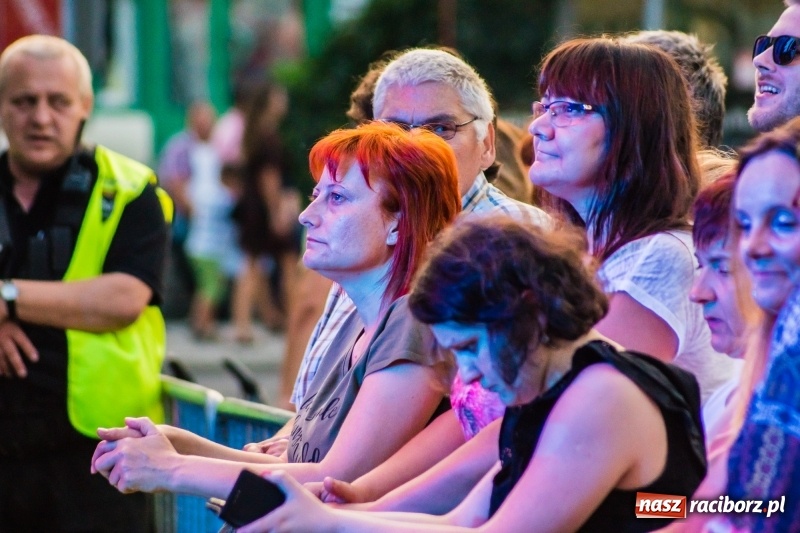 Zdjęcie w galerii na portalu naszraciborz.pl: Mocne rockowe uderzenie, czyli koncert zespołu The trAst FOTO i WIDEO wiadomości z regionu