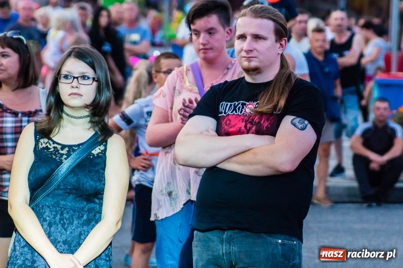 Zdjęcie w galerii na portalu naszraciborz.pl: Mocne rockowe uderzenie, czyli koncert zespołu The trAst FOTO i WIDEO wiadomości z regionu