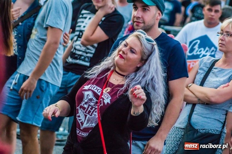 Zdjęcie w galerii na portalu naszraciborz.pl: Mocne rockowe uderzenie, czyli koncert zespołu The trAst FOTO i WIDEO wiadomości z regionu