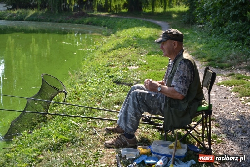Zdjęcie w galerii na portalu naszraciborz.pl: 35-lecie koła PZW Krzyżanowice świętowano na Trzecioku  wiadomości z regionu