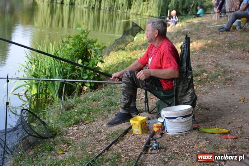 Zdjęcie w galerii na portalu naszraciborz.pl: 35-lecie koła PZW Krzyżanowice świętowano na Trzecioku  wiadomości z regionu