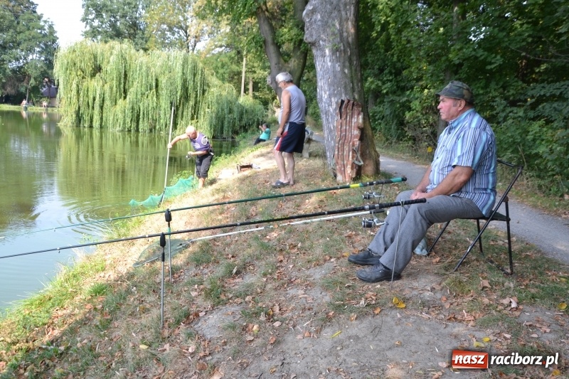 Zdjęcie w galerii na portalu naszraciborz.pl: 35-lecie koła PZW Krzyżanowice świętowano na Trzecioku  wiadomości z regionu
