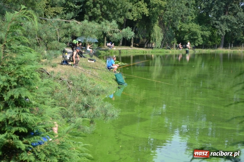 Zdjęcie w galerii na portalu naszraciborz.pl: 35-lecie koła PZW Krzyżanowice świętowano na Trzecioku  wiadomości z regionu