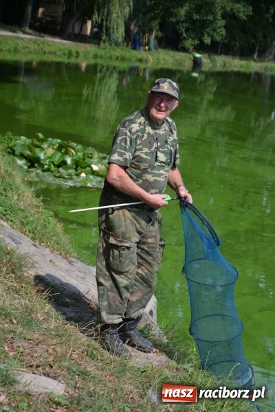 Zdjęcie w galerii na portalu naszraciborz.pl: 35-lecie koła PZW Krzyżanowice świętowano na Trzecioku  wiadomości z regionu