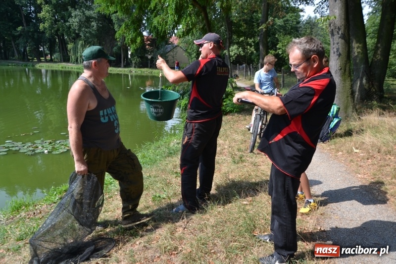 Zdjęcie w galerii na portalu naszraciborz.pl: 35-lecie koła PZW Krzyżanowice świętowano na Trzecioku  wiadomości z regionu
