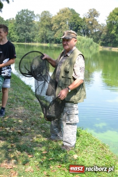 Zdjęcie w galerii na portalu naszraciborz.pl: 35-lecie koła PZW Krzyżanowice świętowano na Trzecioku  wiadomości z regionu