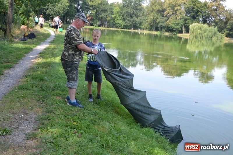 Zdjęcie w galerii na portalu naszraciborz.pl: 35-lecie koła PZW Krzyżanowice świętowano na Trzecioku  wiadomości z regionu