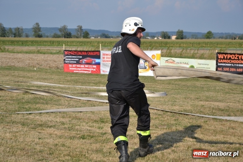 Zdjęcie w galerii na portalu naszraciborz.pl: Zawody w Rudyszwałdzie. Strażacy z Roszkowa znowu najlepsi  wiadomości z regionu