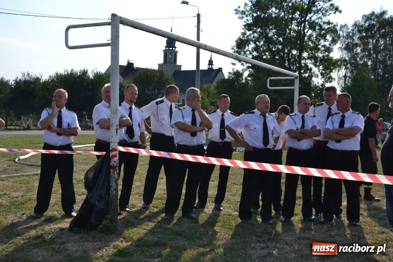 Zdjęcie w galerii na portalu naszraciborz.pl: Zawody w Rudyszwałdzie. Strażacy z Roszkowa znowu najlepsi  wiadomości z regionu