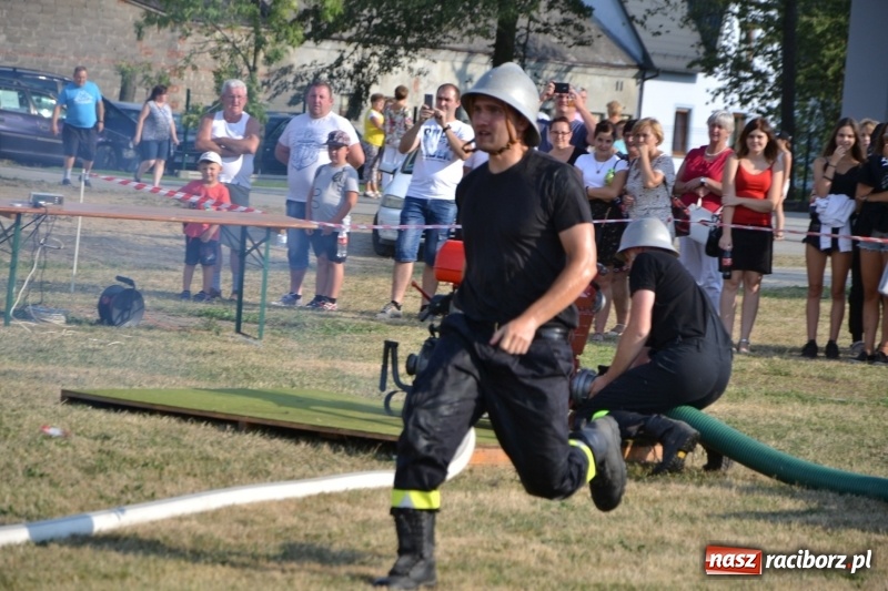Zdjęcie w galerii na portalu naszraciborz.pl: Zawody w Rudyszwałdzie. Strażacy z Roszkowa znowu najlepsi  wiadomości z regionu