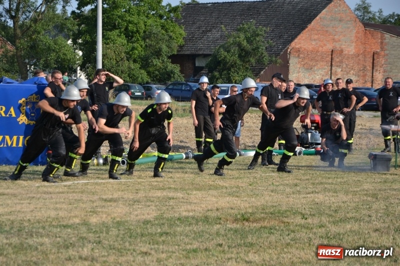 Zdjęcie w galerii na portalu naszraciborz.pl: Zawody w Rudyszwałdzie. Strażacy z Roszkowa znowu najlepsi  wiadomości z regionu