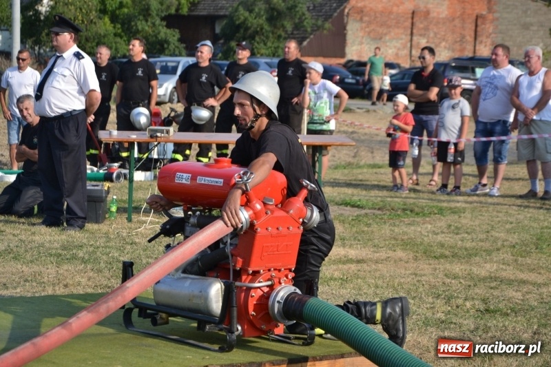 Zdjęcie w galerii na portalu naszraciborz.pl: Zawody w Rudyszwałdzie. Strażacy z Roszkowa znowu najlepsi  wiadomości z regionu