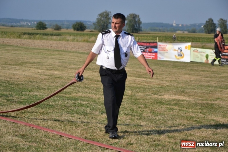 Zdjęcie w galerii na portalu naszraciborz.pl: Zawody w Rudyszwałdzie. Strażacy z Roszkowa znowu najlepsi  wiadomości z regionu