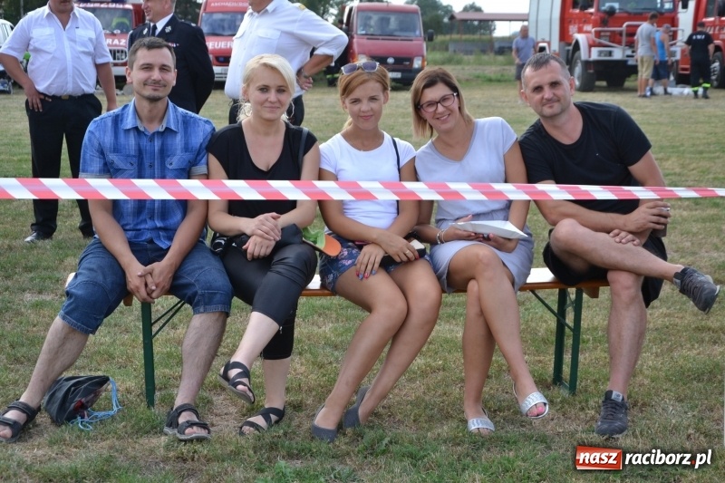 Zdjęcie w galerii na portalu naszraciborz.pl: Zawody w Rudyszwałdzie. Strażacy z Roszkowa znowu najlepsi  wiadomości z regionu