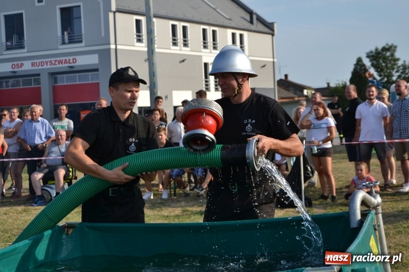 Zdjęcie w galerii na portalu naszraciborz.pl: Zawody w Rudyszwałdzie. Strażacy z Roszkowa znowu najlepsi  wiadomości z regionu