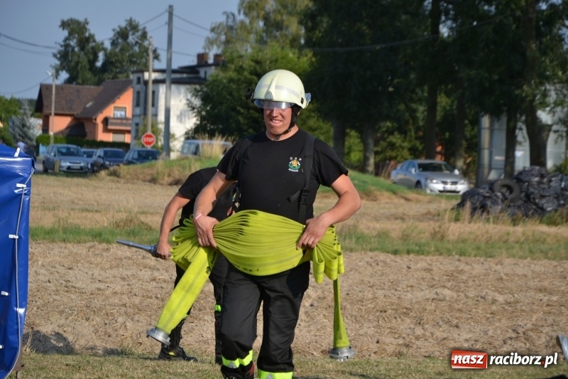 Zdjęcie w galerii na portalu naszraciborz.pl: Zawody w Rudyszwałdzie. Strażacy z Roszkowa znowu najlepsi  wiadomości z regionu