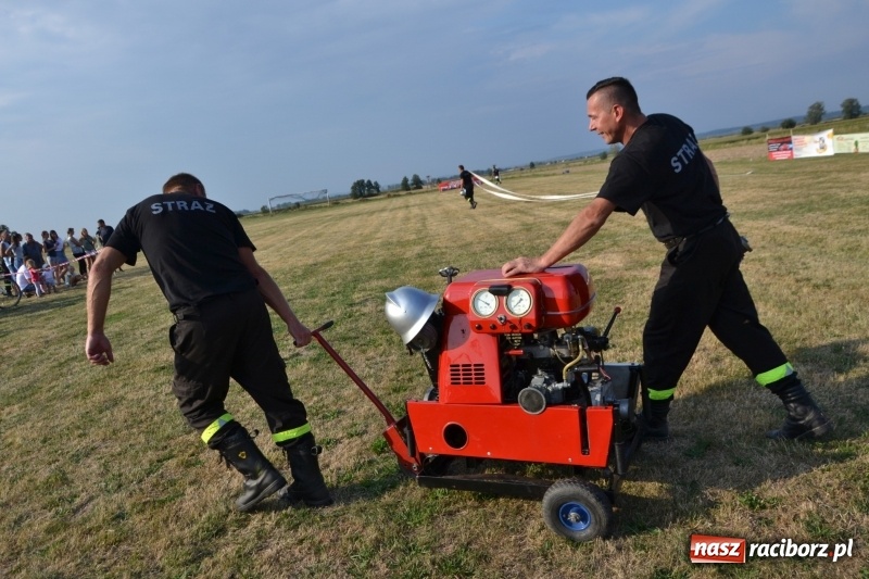 Zdjęcie w galerii na portalu naszraciborz.pl: Zawody w Rudyszwałdzie. Strażacy z Roszkowa znowu najlepsi  wiadomości z regionu